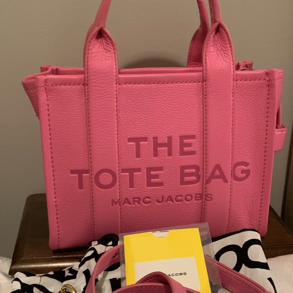 Marc Jacobs Mini Tote bag*Pink!